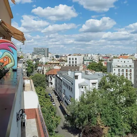 Rooftop Terrace Boho Center 2 Baths * 布加勒斯特