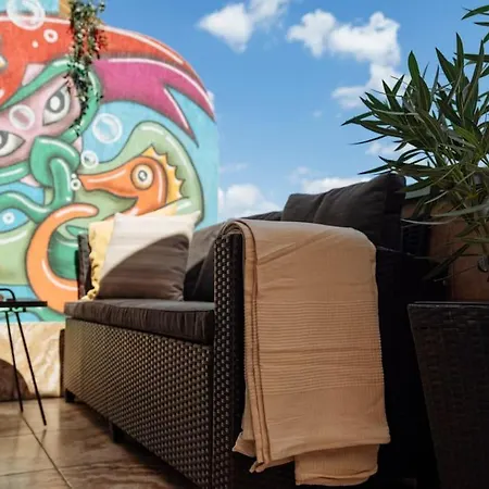 Rooftop Terrace Boho Center 2 Baths Apartment *