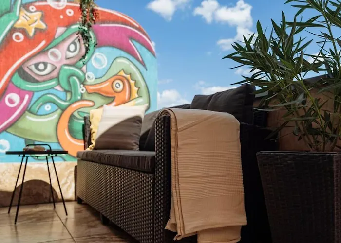 Rooftop Terrace Boho Center 2 Baths Apartment *