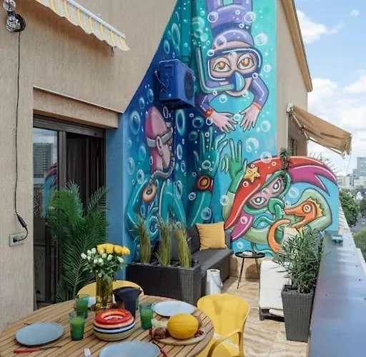 Rooftop Terrace Boho Center 2 Baths Apartment *