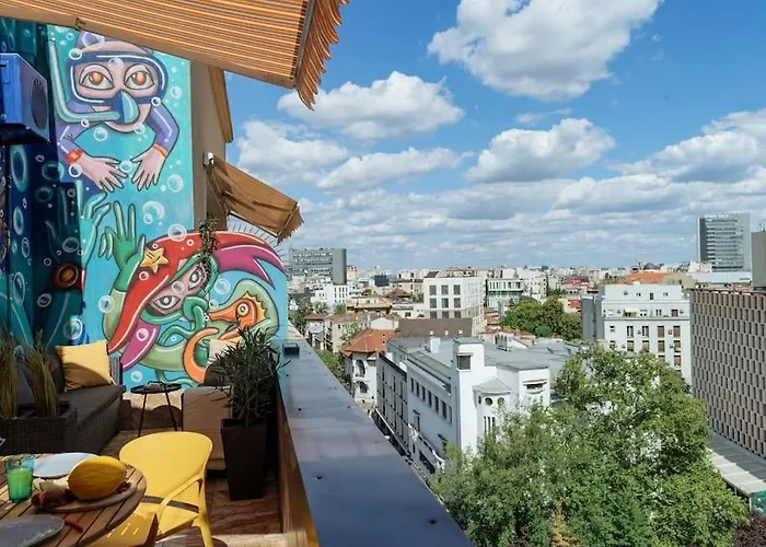 Rooftop Terrace Boho Center 2 Baths Apartment