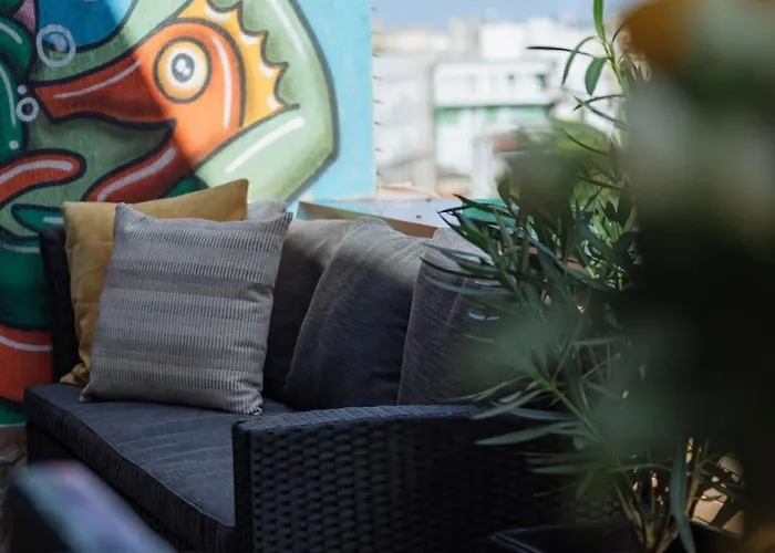 Rooftop Terrace Boho Center 2 Baths